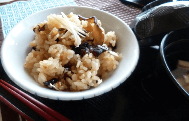 きくらげの炊き込みご飯